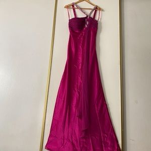 Prom wedding dress formal dress size small burgundy with beaded work